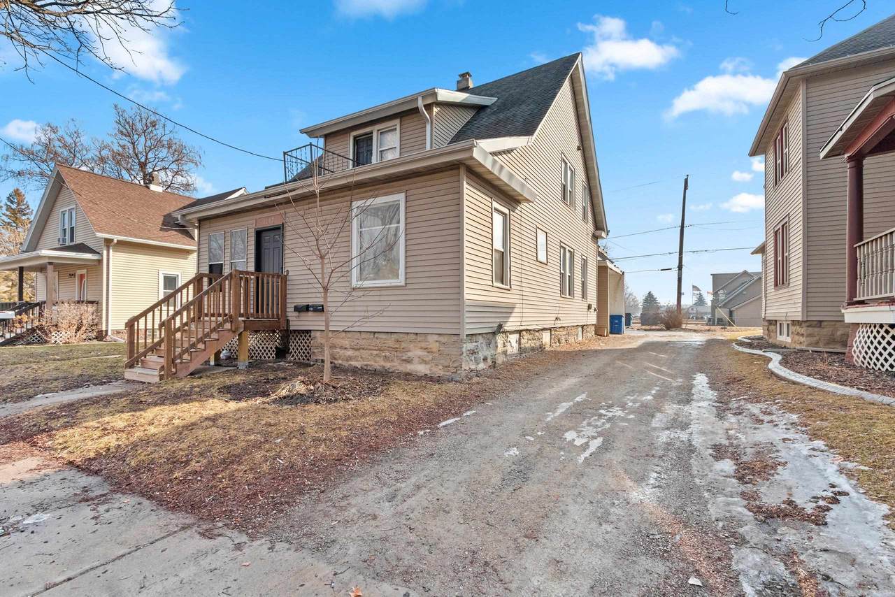 1207 Broadway Street - Photo 1