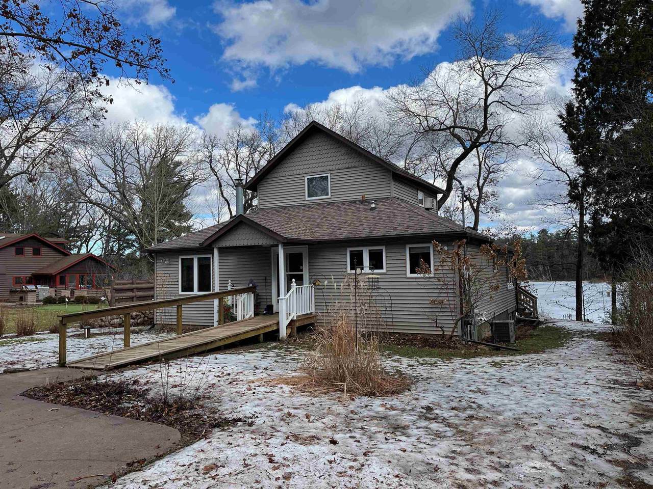 N2942 Highland Lane - Photo 1