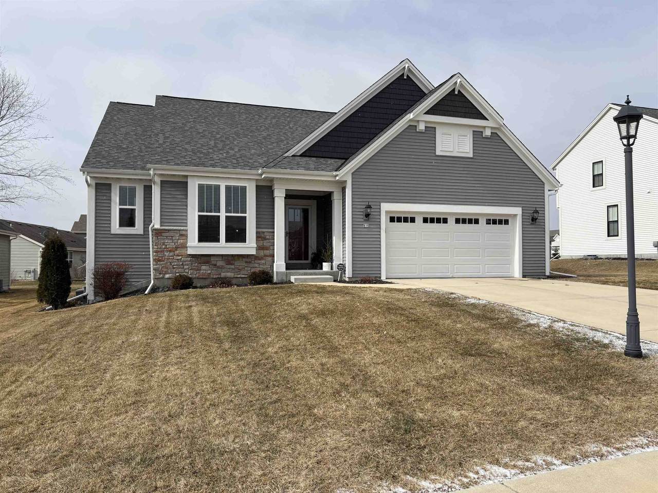 615 Lambert Drive - Photo 1