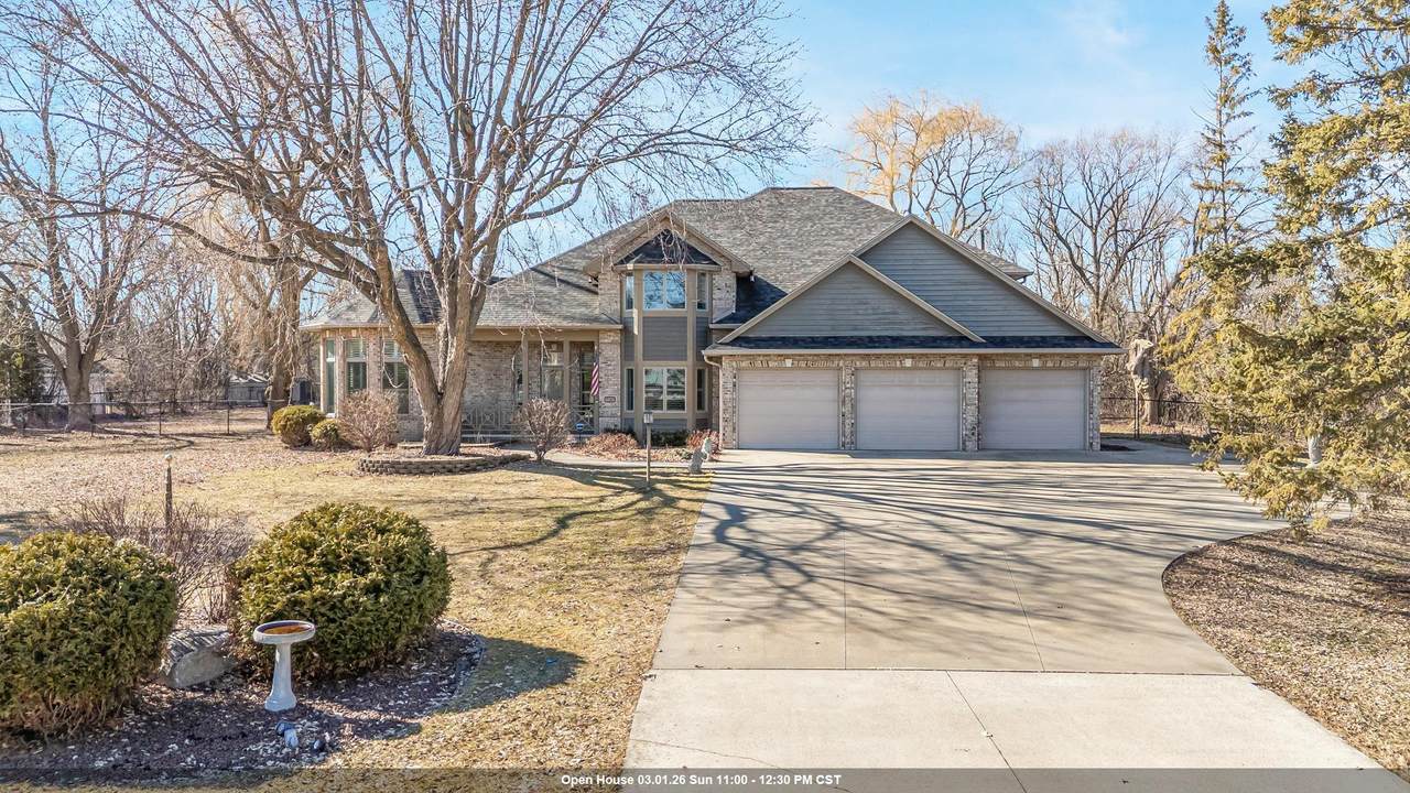1051 Oakwood Road - Photo 1