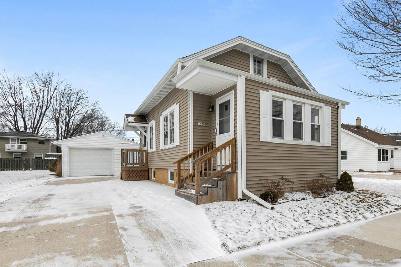 1538 27TH Street - Photo 1