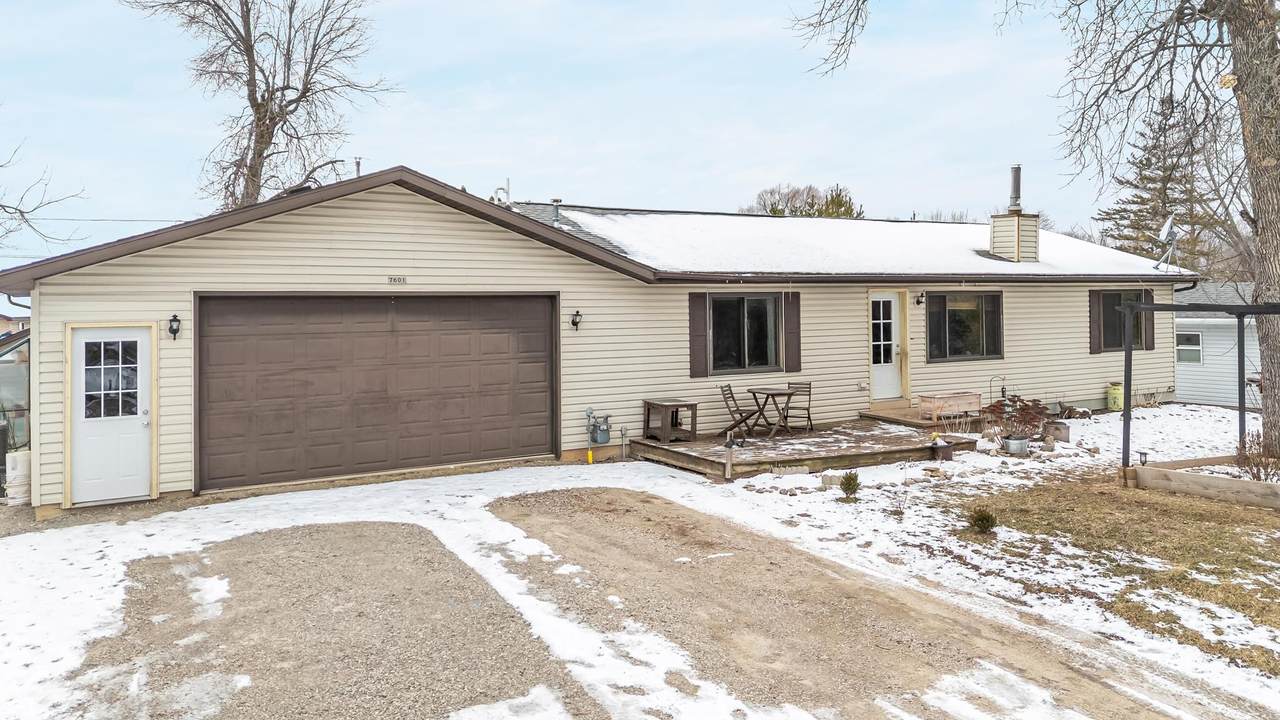 7601 Widgeon Lane - Photo 1