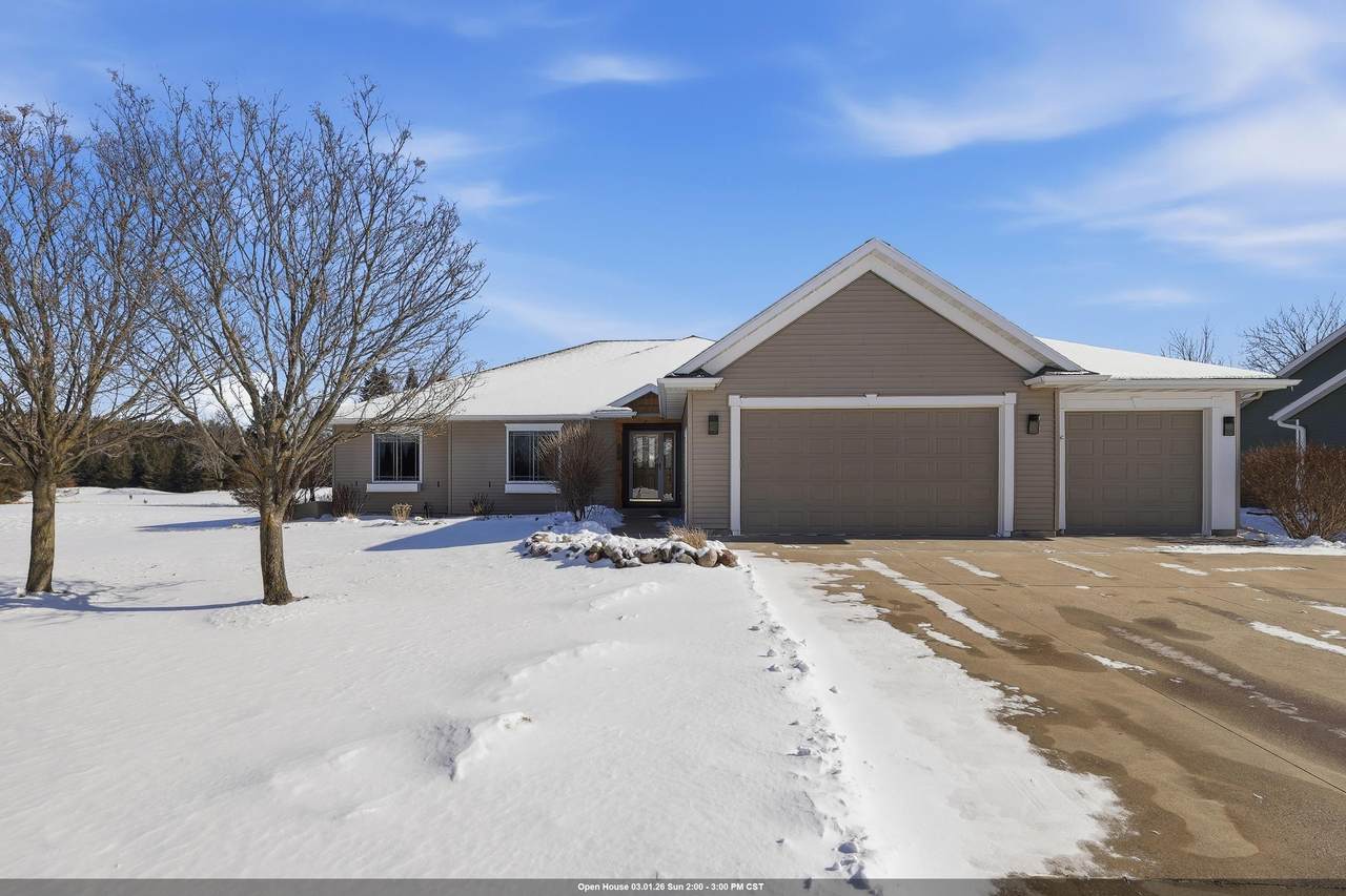 1547 Foxfire Court - Photo 1