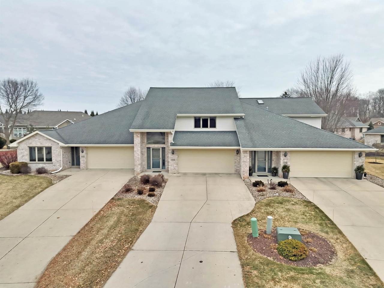 1064 Coronado Court - Photo 1