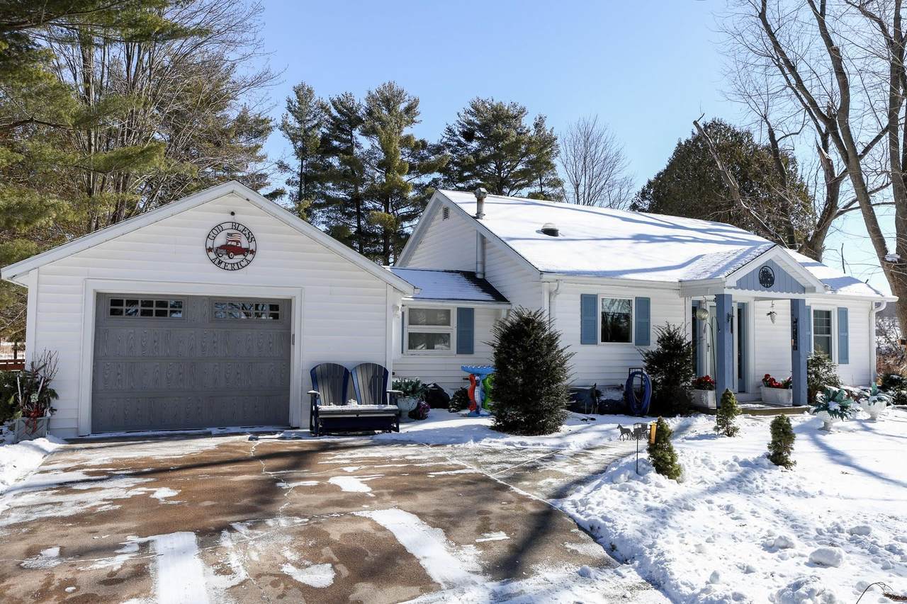 N6306 Pond Street - Photo 1