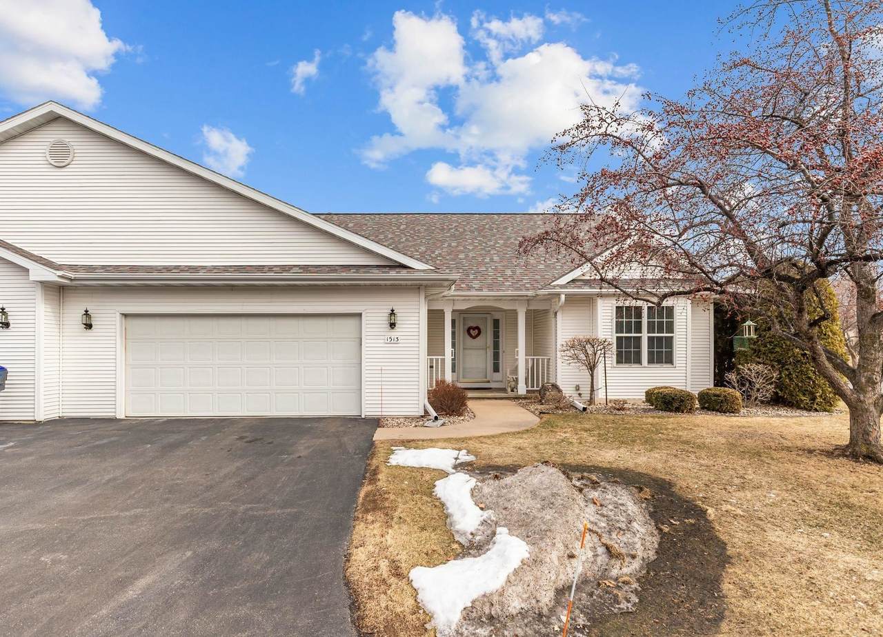 1513 Dickenson Court - Photo 1