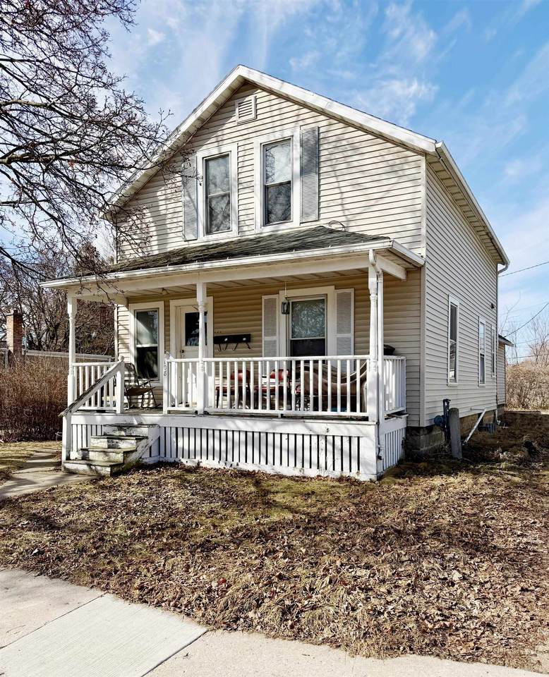 108 Hickory Street - Photo 1