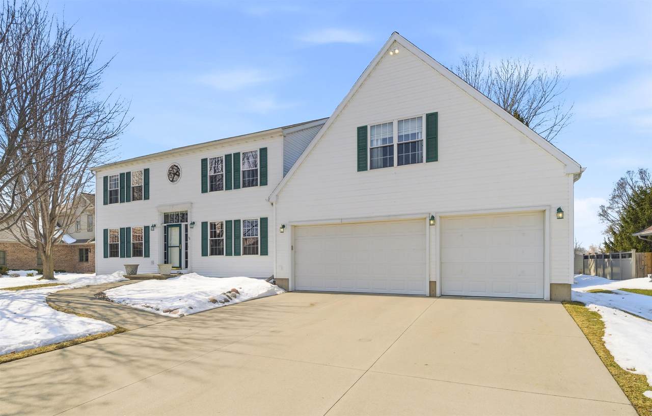 46 Aurora Lane - Photo 1