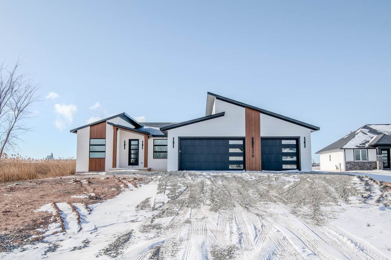 308 Kerrigan Drive - Photo 1