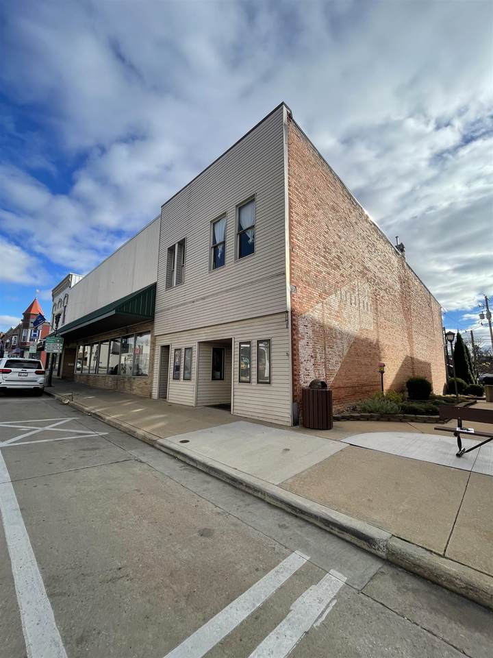 110 Huron Street - Photo 1