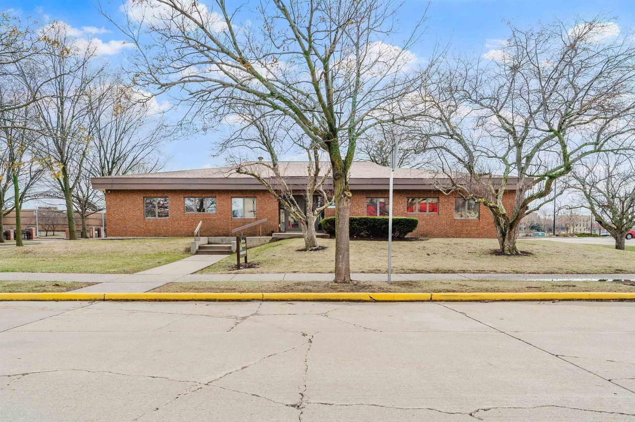 217 Ceape Avenue - Photo 1