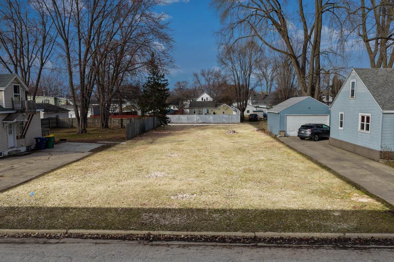 1329 Klaus Street - Photo 1
