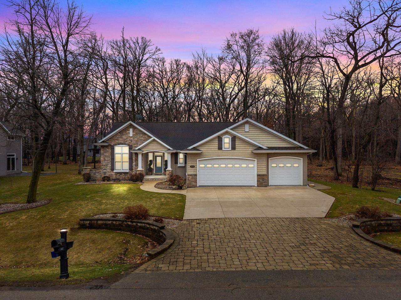 4231 Westview Lane - Photo 1