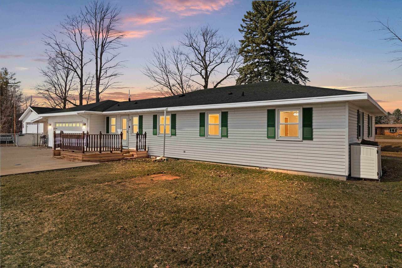W5184 Shady Lane - Photo 1