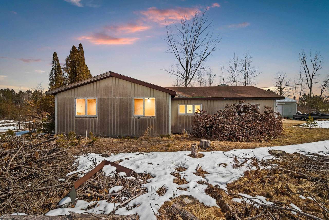 1610 Kenny Drive - Photo 1