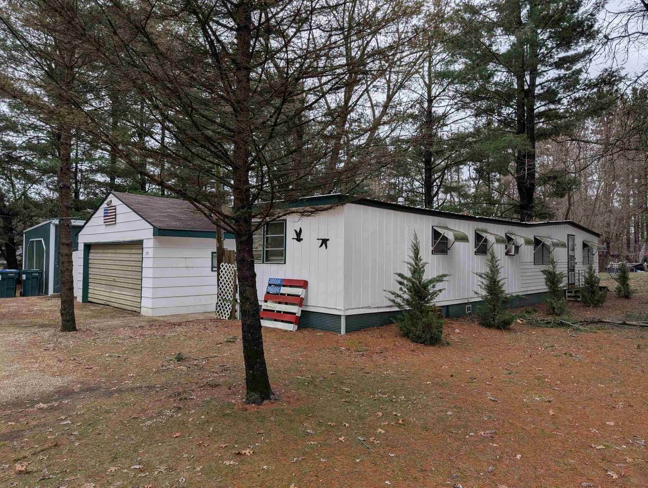231 Wood Street - Photo 1