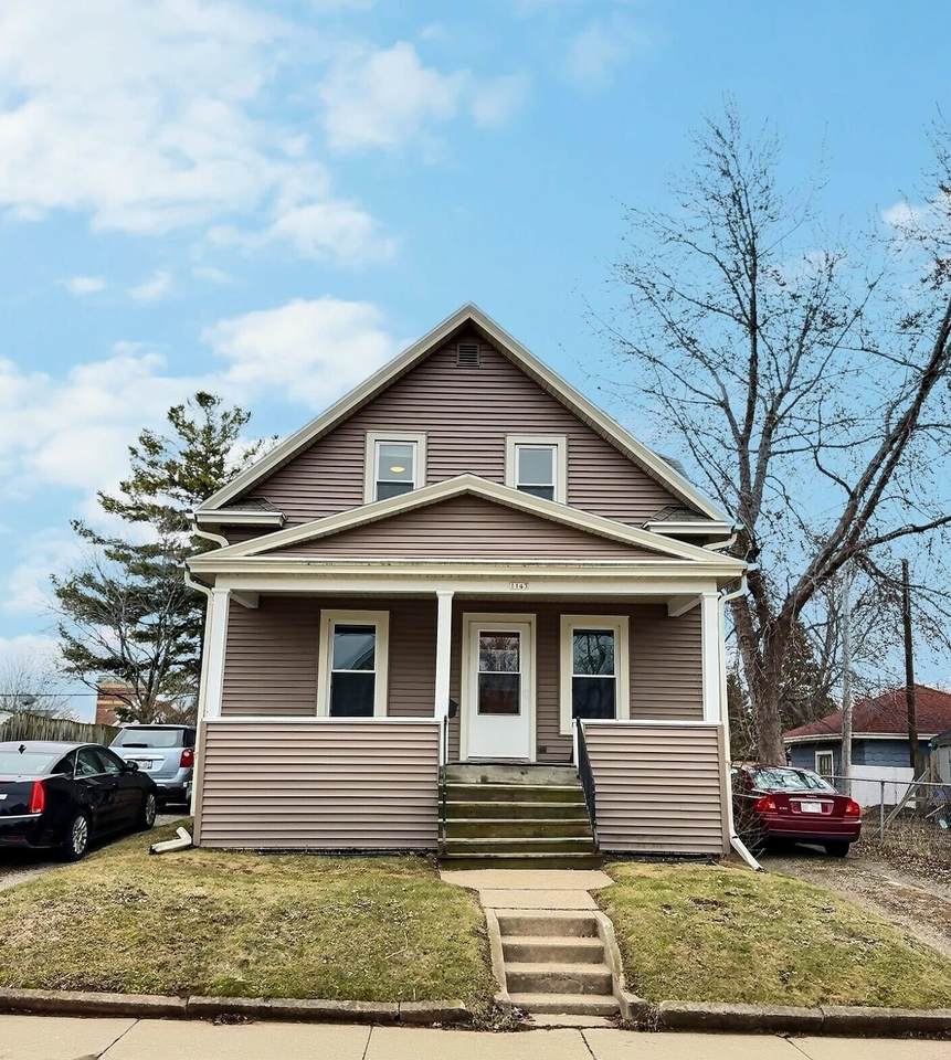 1143 Van Buren Avenue - Photo 1