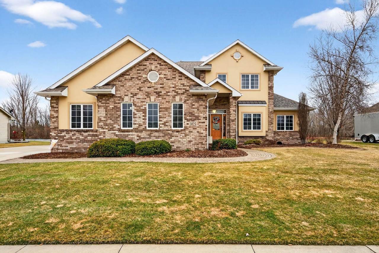 3025 White Birch Street - Photo 1