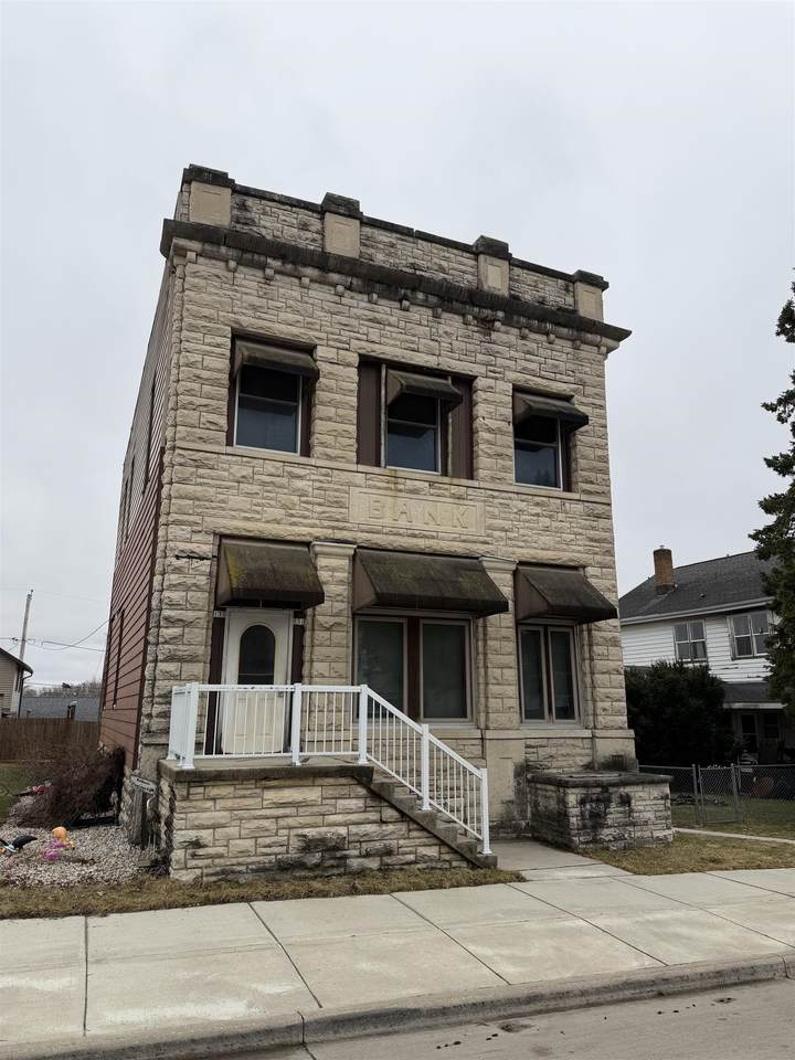 131 Main Street - Photo 1