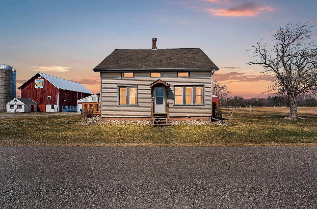 W444 Carlson Lane - Photo 1