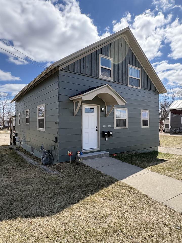 576 Brazeau Avenue - Photo 1
