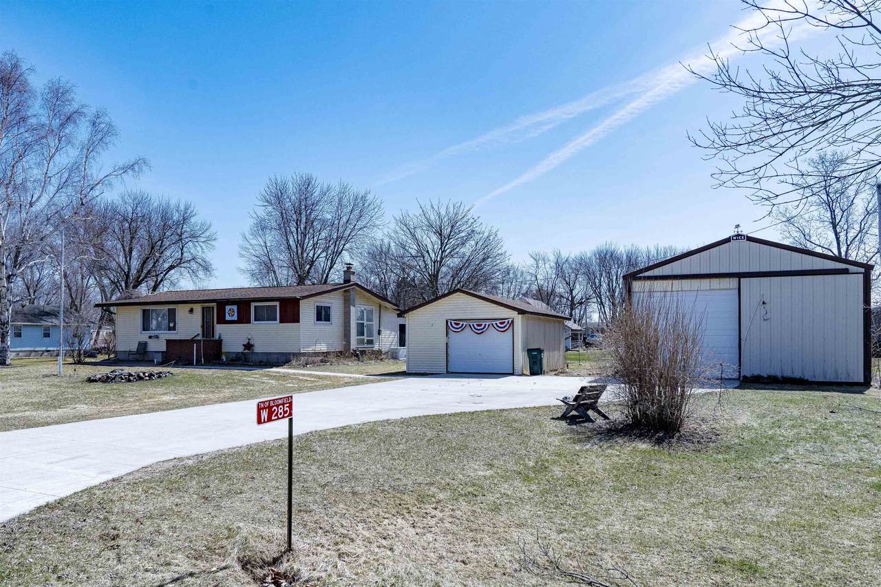 W285 Oak Street - Photo 1