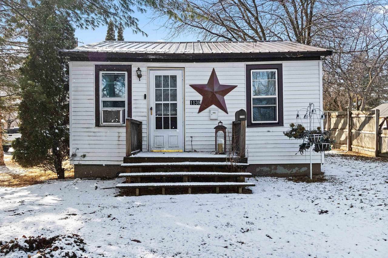 1139 Franklin Street - Photo 1