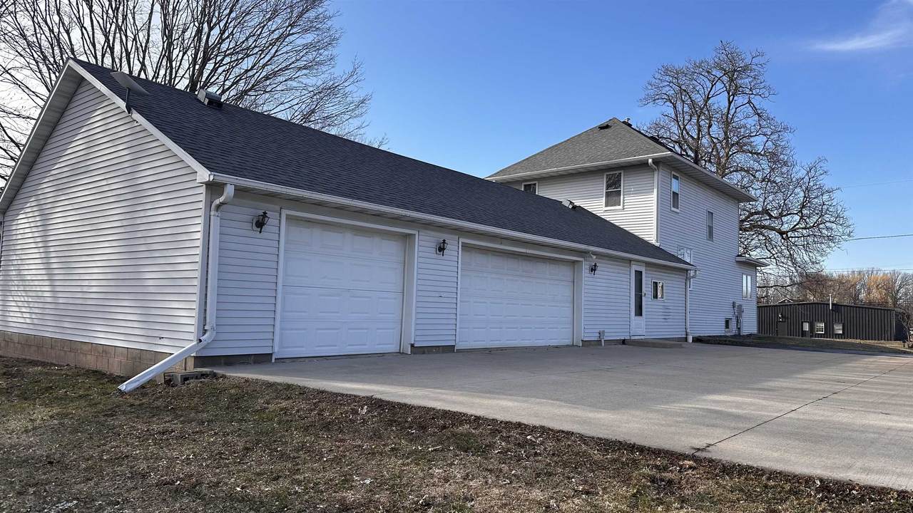 314 Summit Street - Photo 1