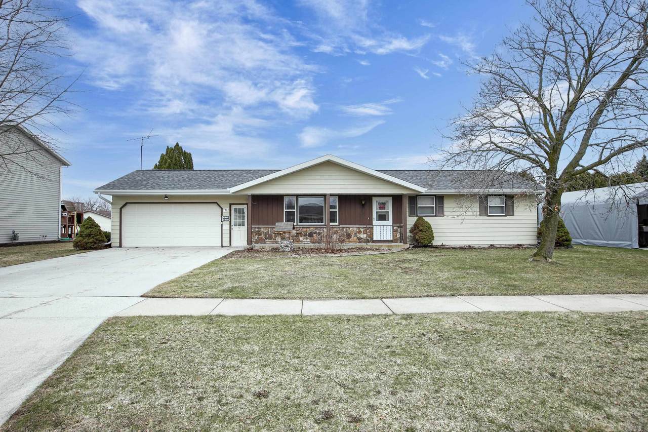 1703 Eisenhower Street - Photo 1