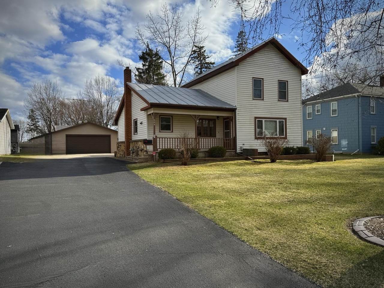 404 Broadway - Photo 1