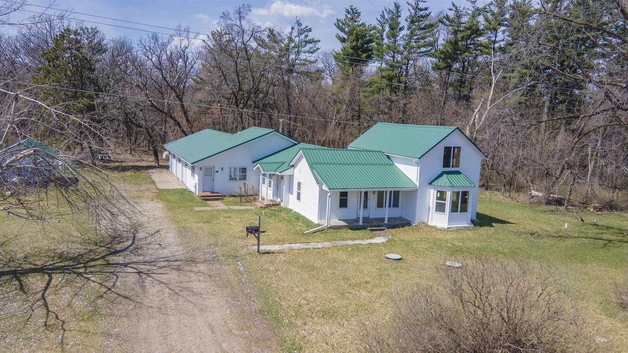 N4721 9TH Drive - Photo 1