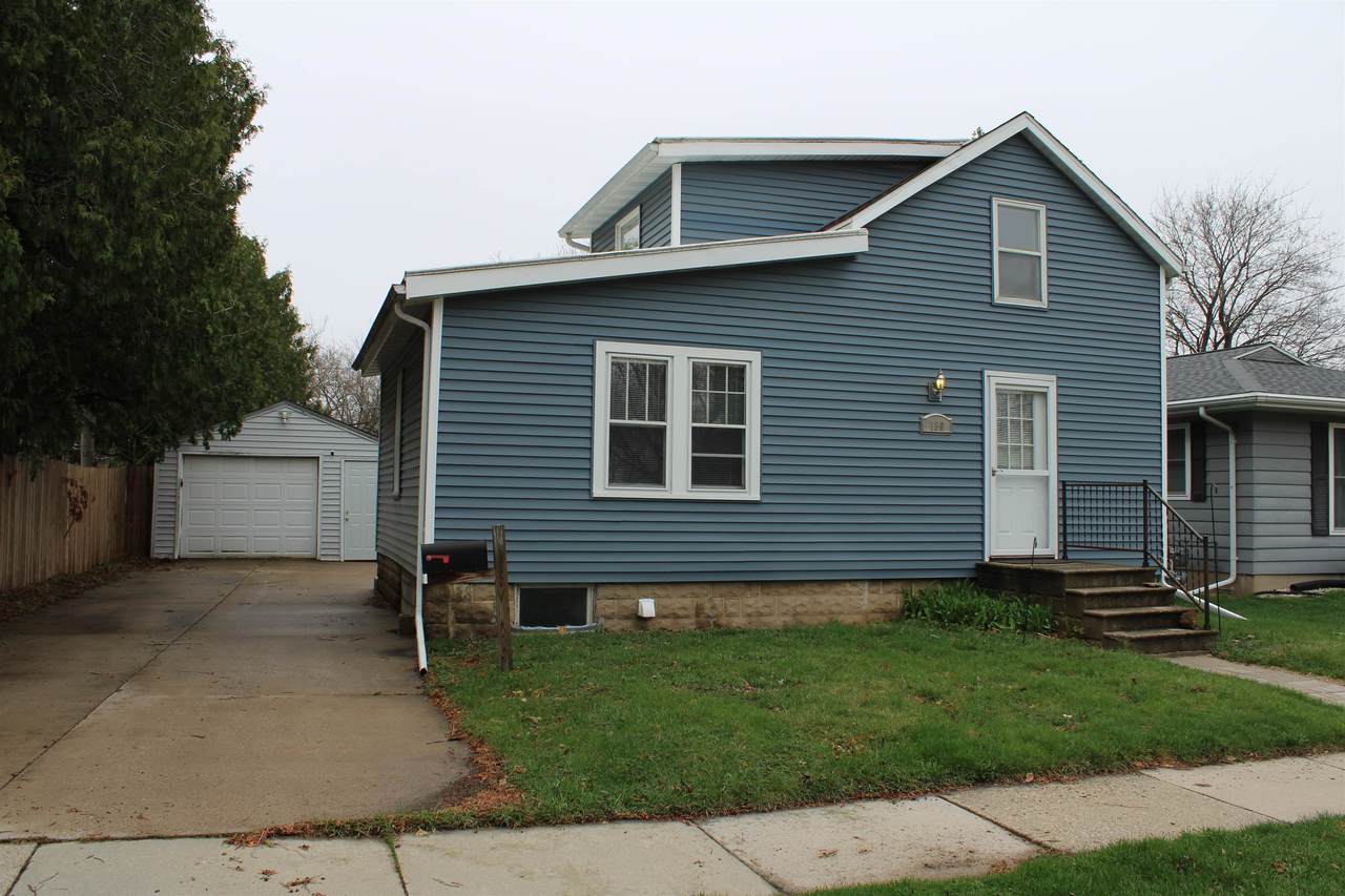 180 Vincent Street - Photo 1