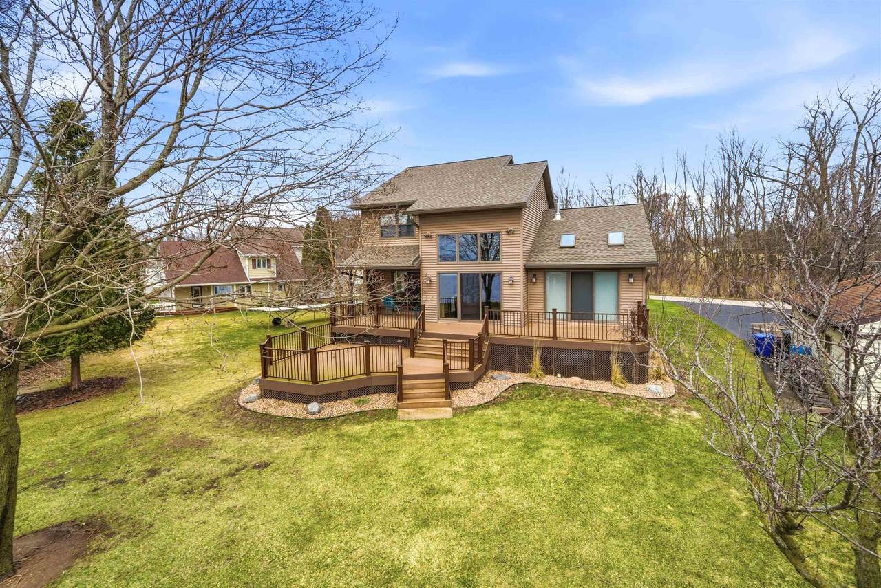 6097 Lyngaas Road - Photo 1