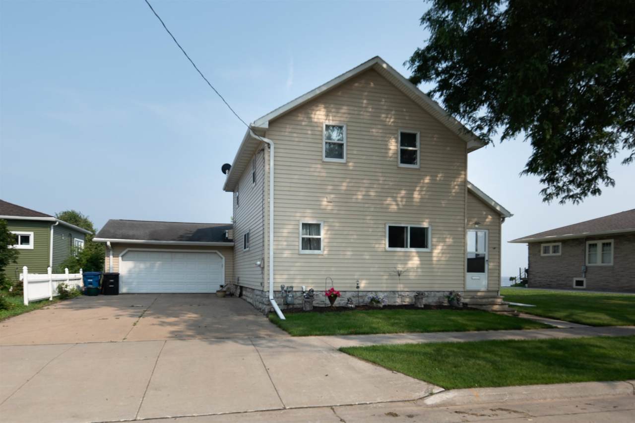 28 Lake Street - Photo 1