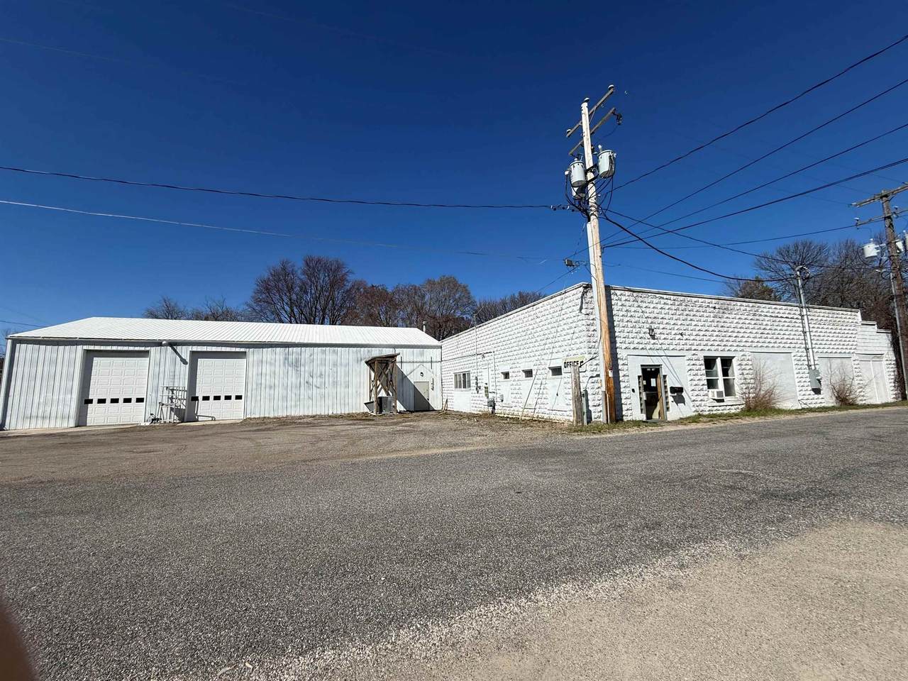 436 10TH Avenue - Photo 1
