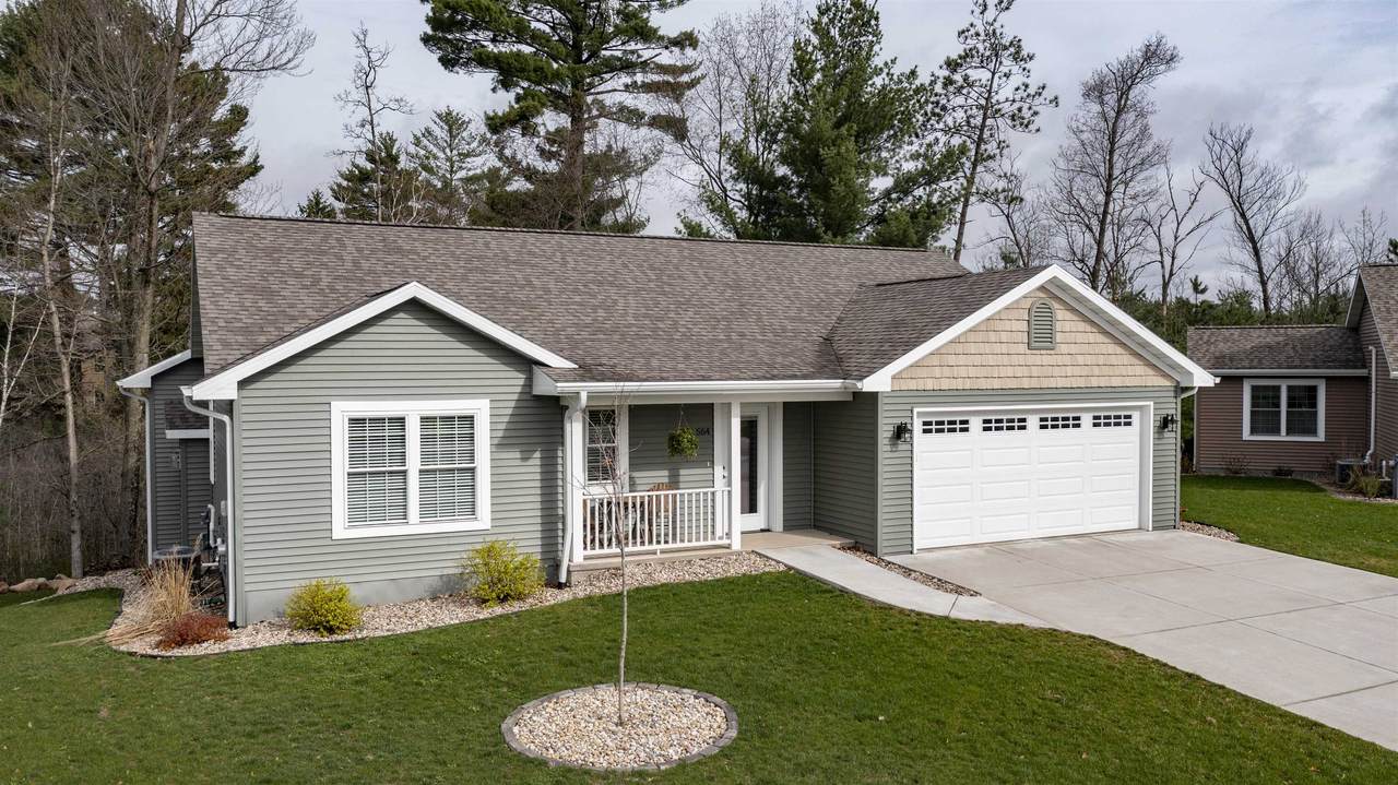 564 Hart Court - Photo 1