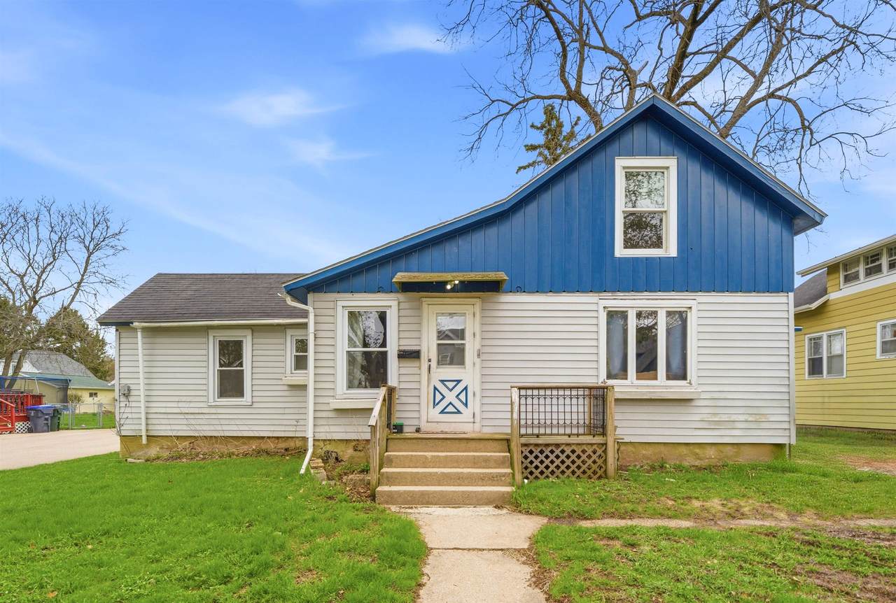 314 Hancock Street - Photo 1