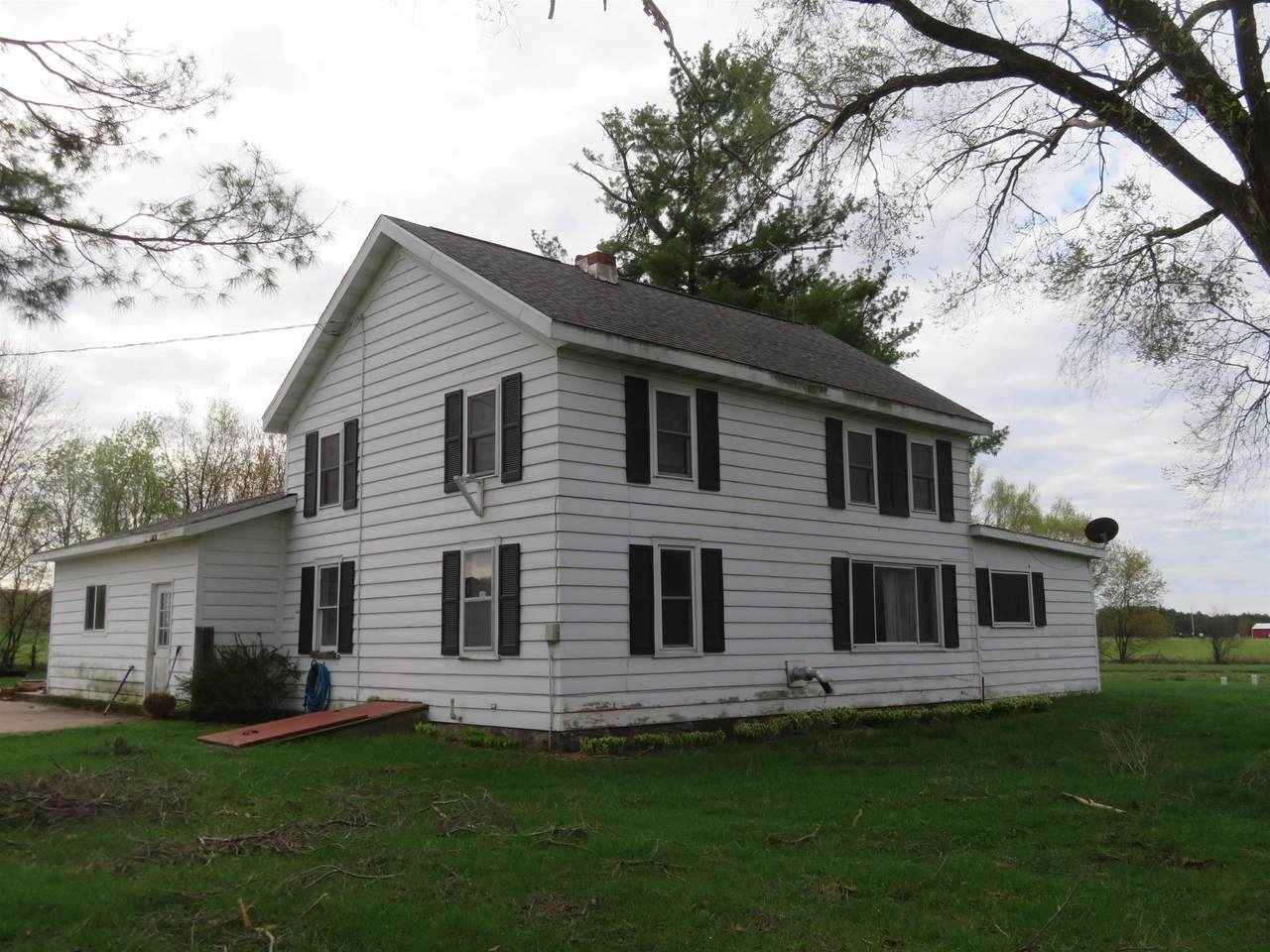 N6782 State Road 49 - Photo 1