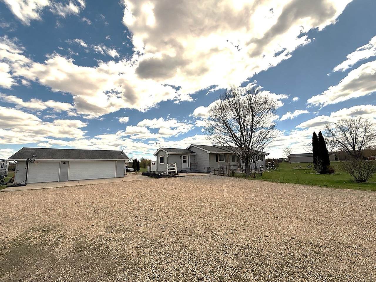 N7474 White Clover Road - Photo 1