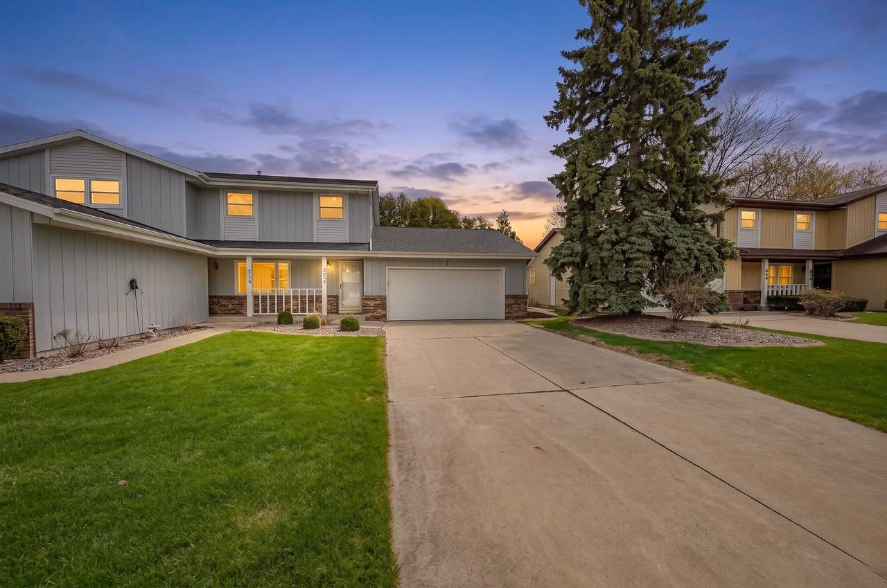 422 Silver Spring Drive - Photo 1