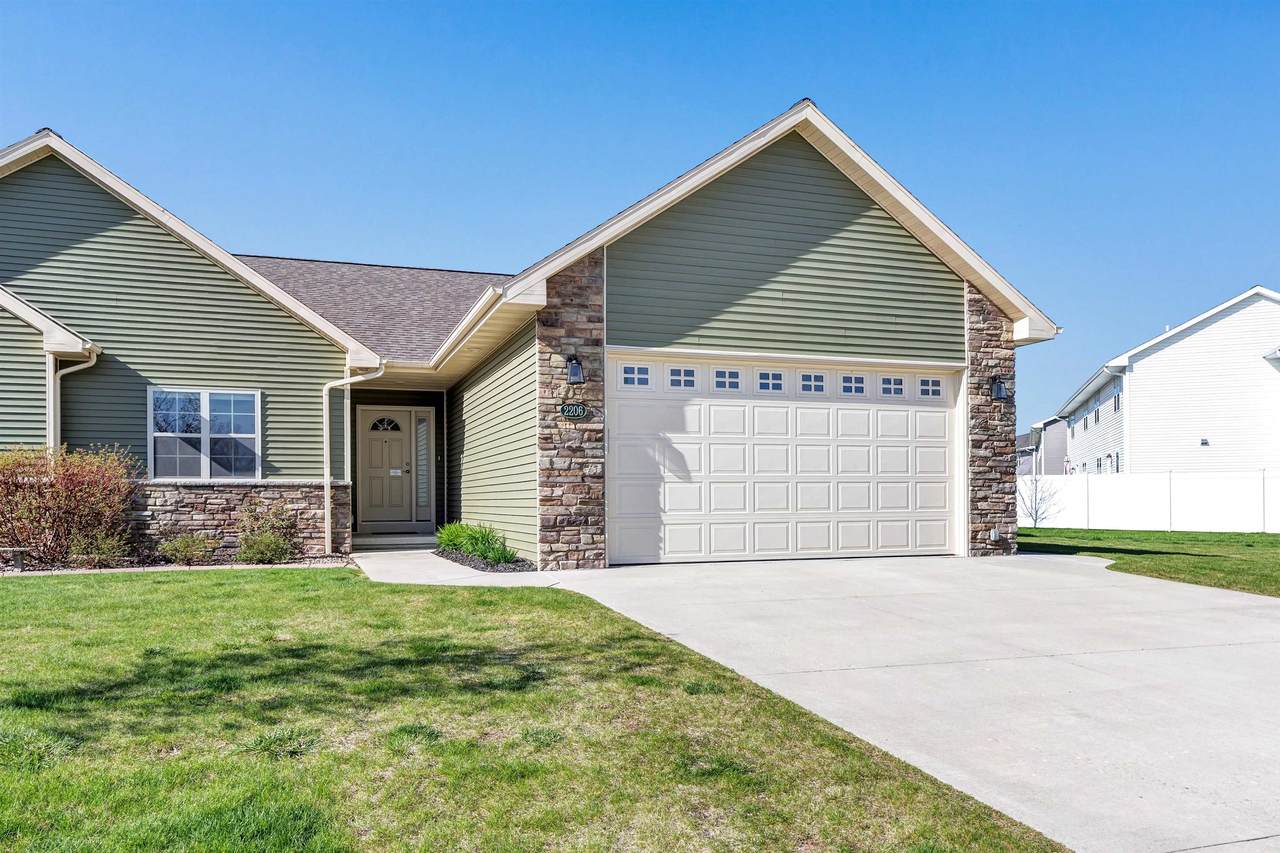 2206 Blue Stem Lane - Photo 1