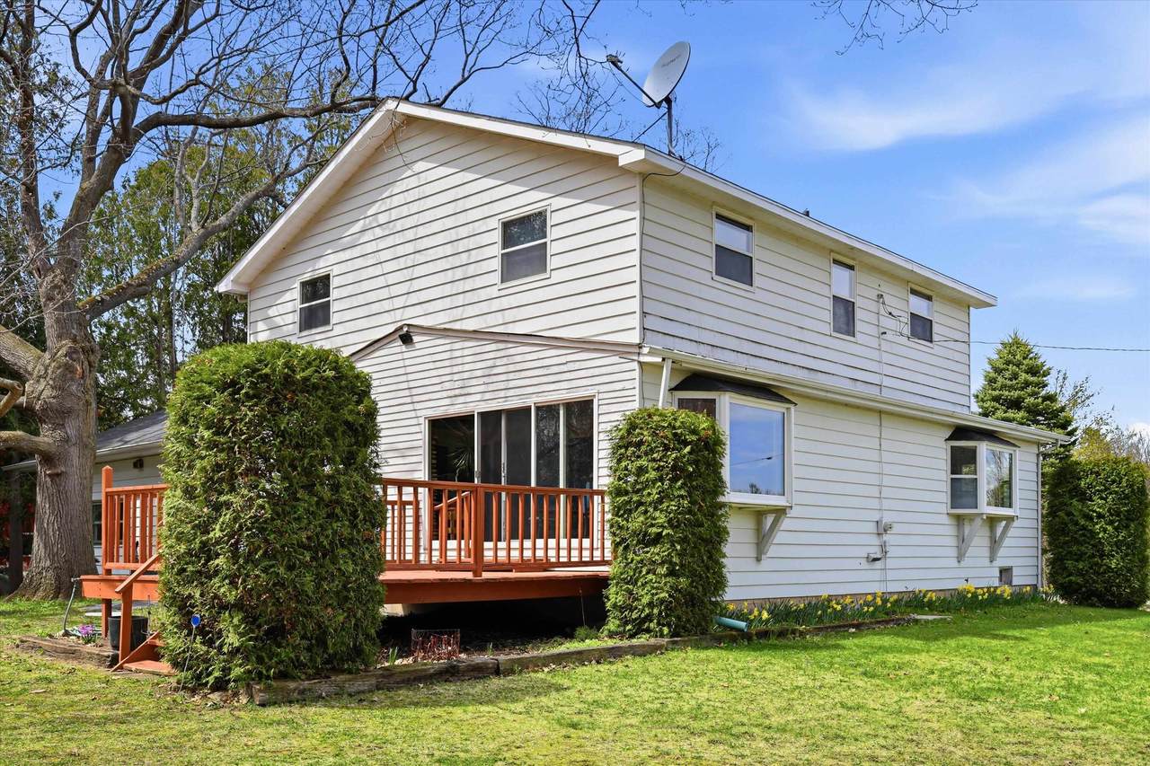 5585 Sunny Slope Road - Photo 1