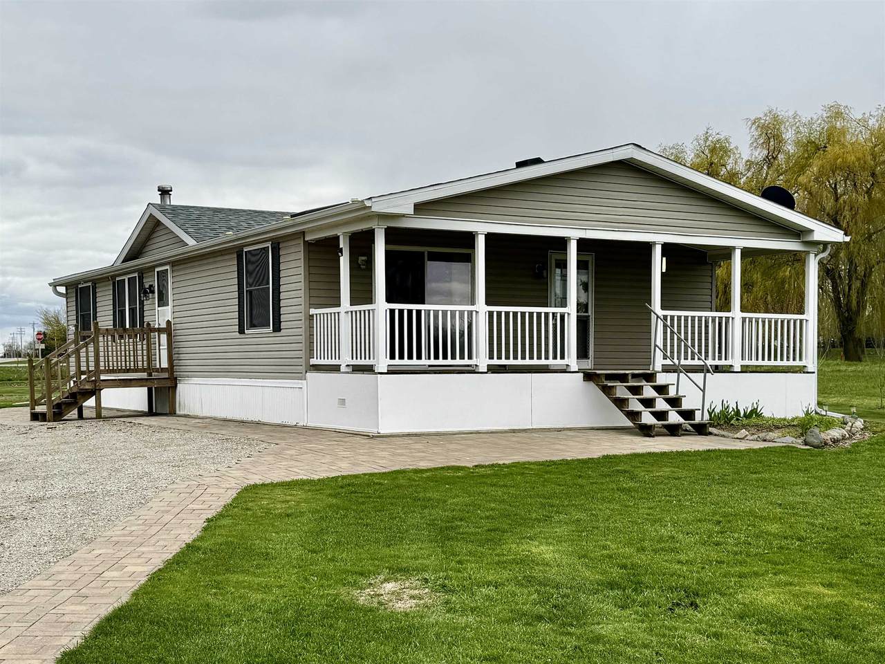 https://bt-photos.global.ssl.fastly.net/ranw/1280_boomver_1_50325078-1.jpg