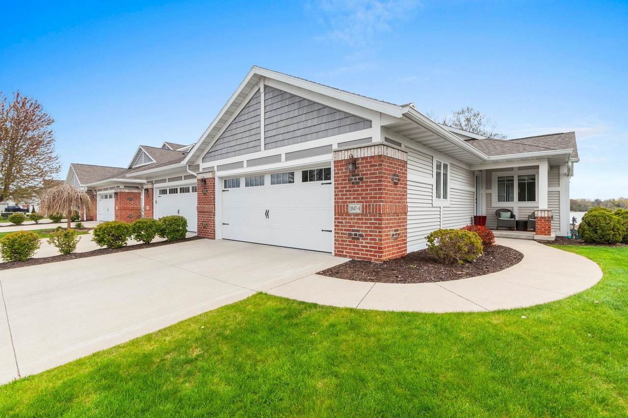 2617 Bay Harbor Circle - Photo 1