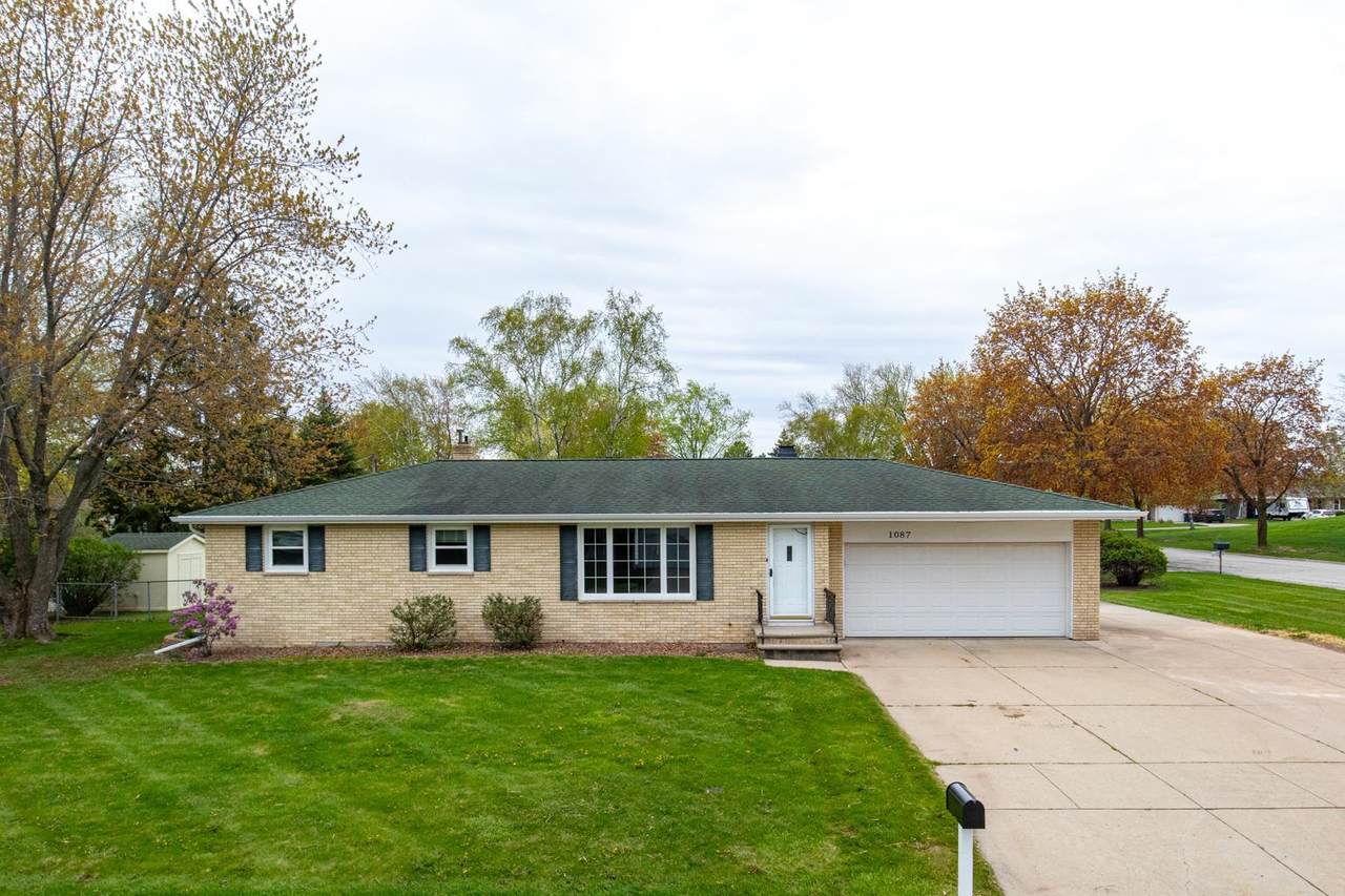 1087 Bethany Place - Photo 1