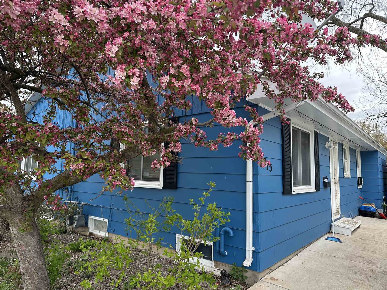 715 John Street - Photo 1