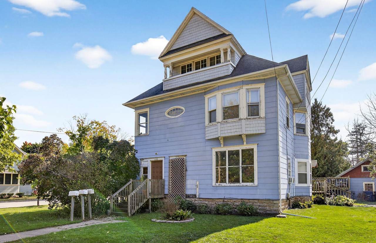 623 Irving Avenue - Photo 1