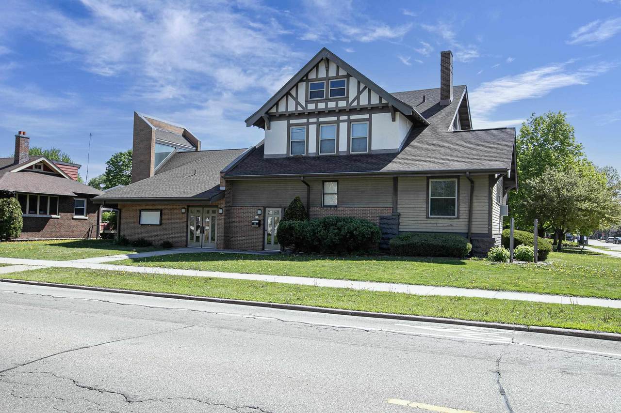634 Wisconsin Street - Photo 1