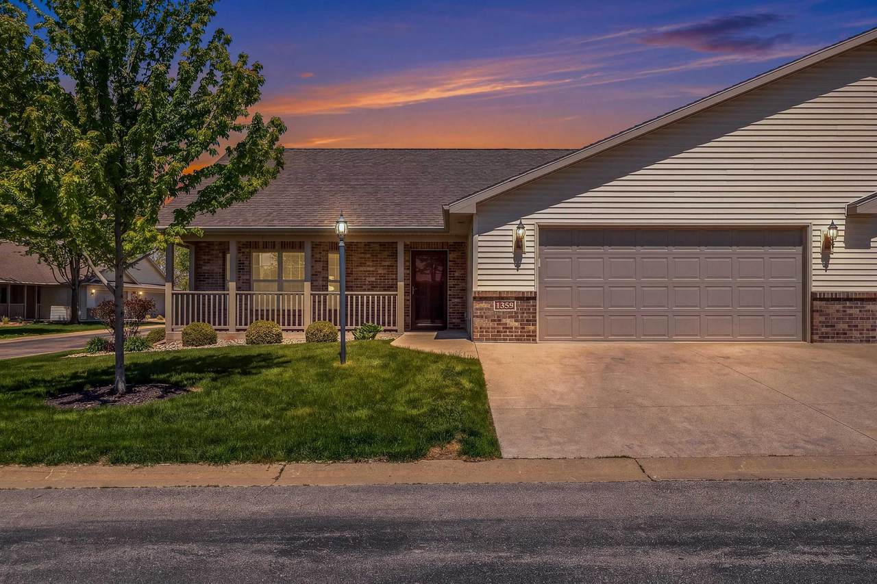 1359 Moonlight Lane - Photo 1