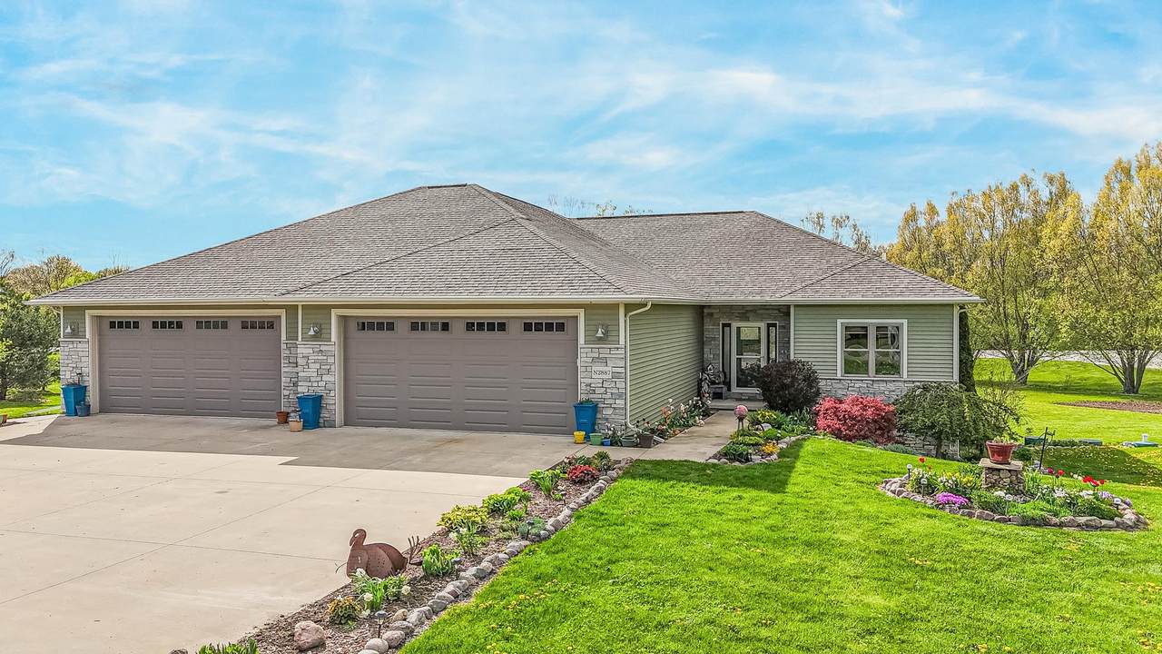 N2887 Evergreen Lane - Photo 1
